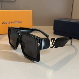 Louis Vuitton Women's Square Black Sunglasses